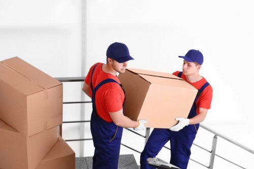 Local man with van service for small moves in Chelsea