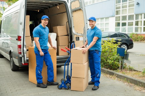 Choosing the right truck size for a flat or townhouse move in Chelsea